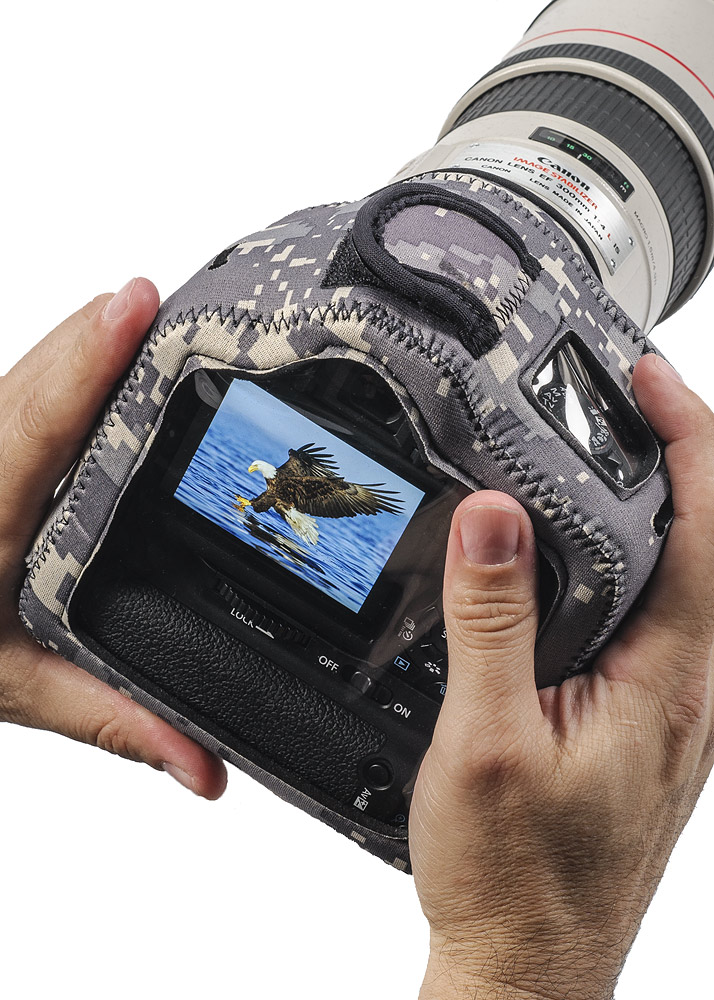 BodyGuard® Compact CB (Clear Back) with Grip Digital Camo
